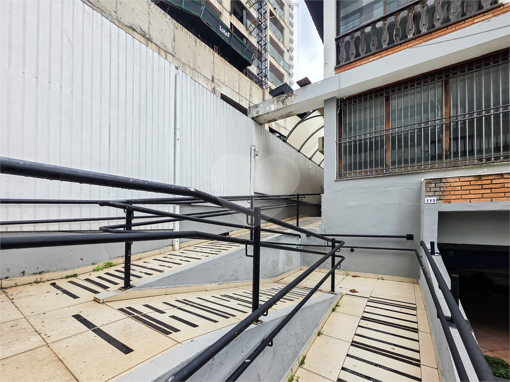 Prédio / Terreno - Butantã - 400 m² - 12 Suítes - 4 Vagas - Venda / Compra