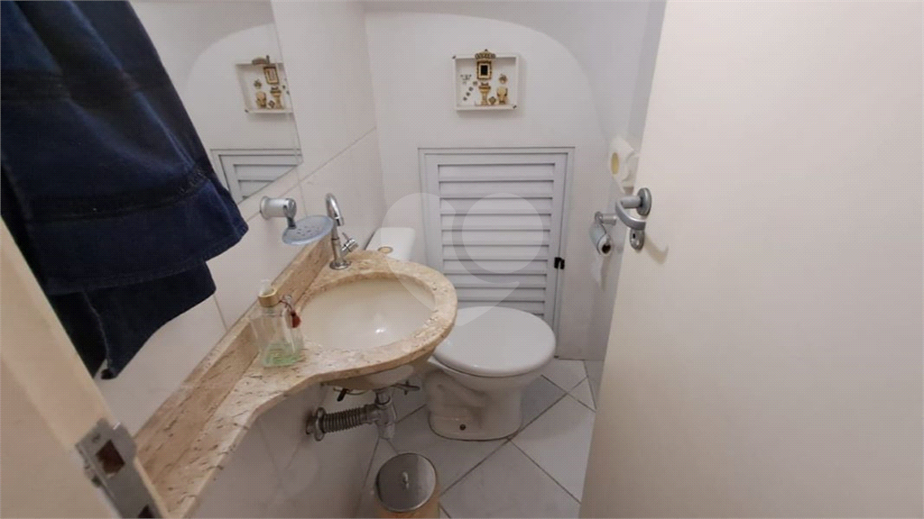 Casa de Condomínio à Venda | 137 m² | 3 dormitórios, 1 suíte | 2 vagas na Parada Inglesa!