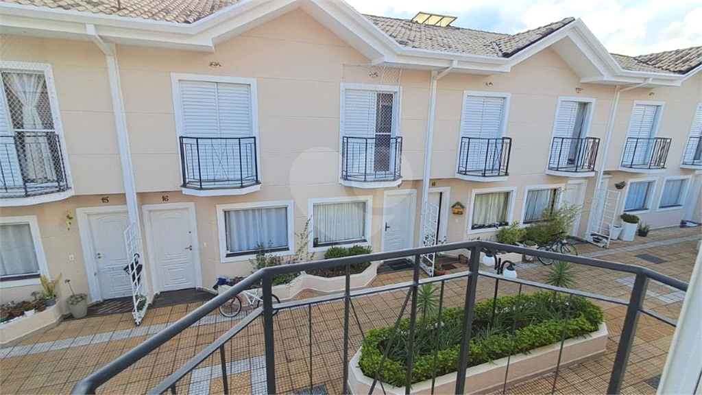 Casa de Condomínio à Venda | 137 m² | 3 dormitórios, 1 suíte | 2 vagas na Parada Inglesa!