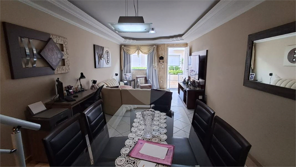 Casa de Condomínio à Venda | 137 m² | 3 dormitórios, 1 suíte | 2 vagas na Parada Inglesa!