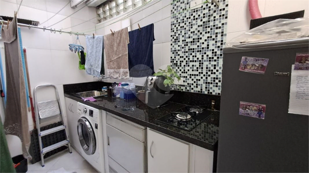 Casa de Condomínio à Venda | 137 m² | 3 dormitórios, 1 suíte | 2 vagas na Parada Inglesa!