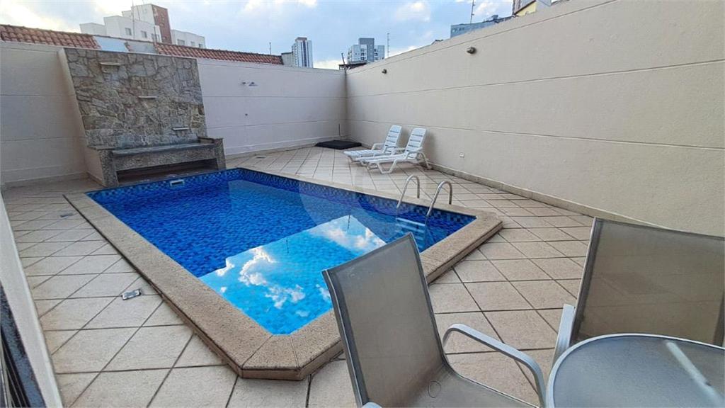 Casa de Condomínio à Venda | 137 m² | 3 dormitórios, 1 suíte | 2 vagas na Parada Inglesa!