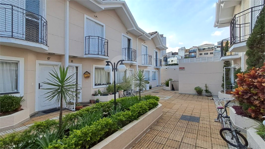 Casa de Condomínio à Venda | 137 m² | 3 dormitórios, 1 suíte | 2 vagas na Parada Inglesa!