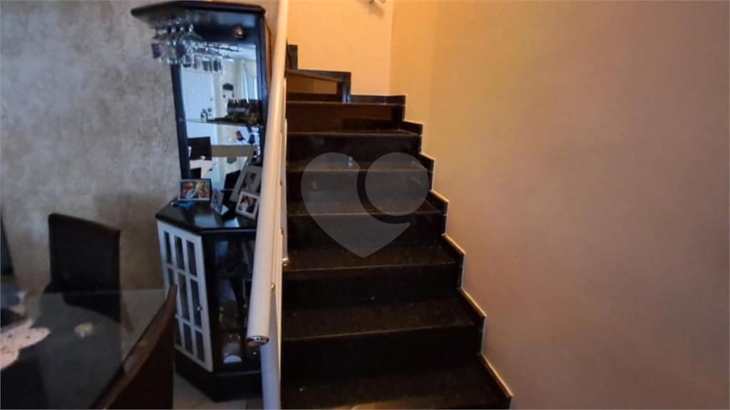 Casa de Condomínio à Venda | 137 m² | 3 dormitórios, 1 suíte | 2 vagas na Parada Inglesa!