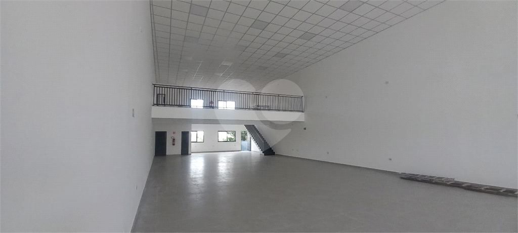 SALÃO 860M²  OPORTUNIDADE COMERCIAL ESTRATÉGICA EM GUARULHOS – VILA ROSÁLIA
