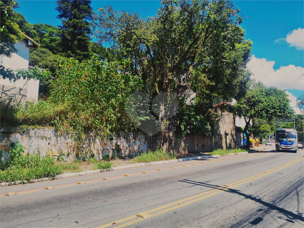 TERRENO À VENDA – RUA DO HORTO - 1.400m²
