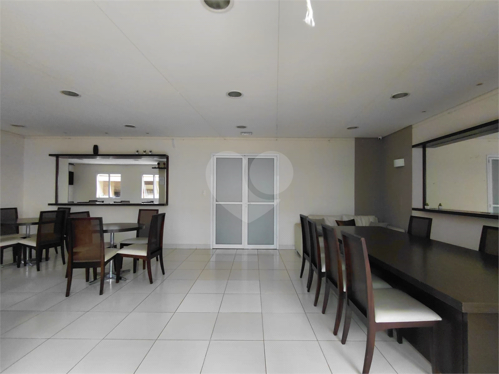 Imóvel 66m² sala de estar de 2 ambientes, 3 quartos, sendo 1 suíte, 2 vagas lazer completo Vila Romana