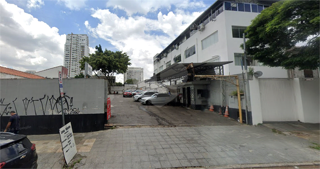 Terreno - Pinheiros- 820 m² - Venda / Compra - Próximo ao Metrô - Zoneamento ZM