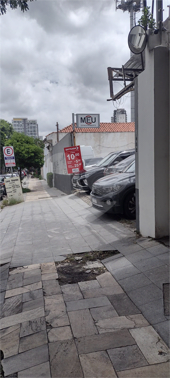 Terreno - Pinheiros - 820 m² - Venda / Compra - Próximo ao Metrô - Zoneamento ZM