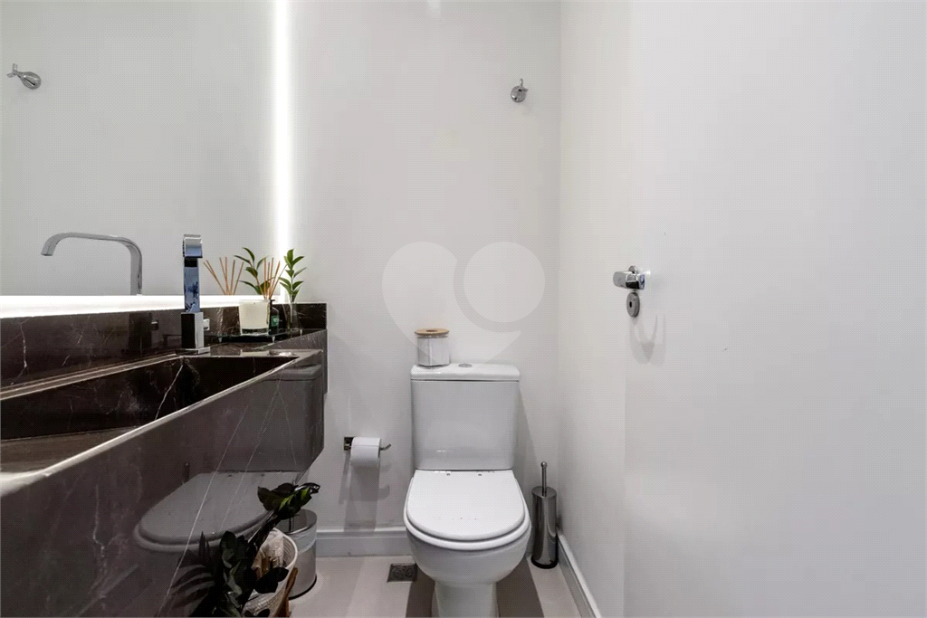 Apartamento de 145 m² na Barra Funda, 2 suítes e 3 vagas
