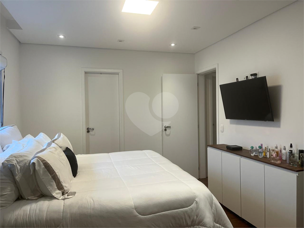 Apartamento de 145 m² na Barra Funda, 2 suítes e 3 vagas