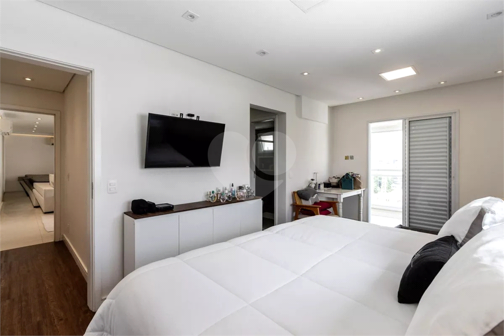 Apartamento de 145 m² na Barra Funda, 2 suítes e 3 vagas