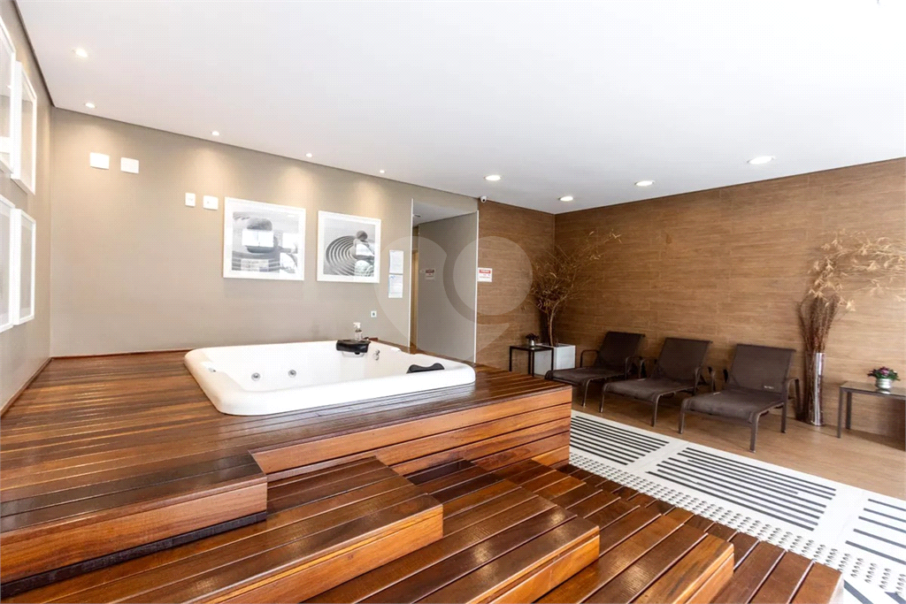 Apartamento de 145 m² na Barra Funda, 2 suítes e 3 vagas