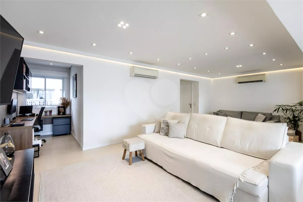 Apartamento de 145 m² na Barra Funda, 2 suítes e 3 vagas