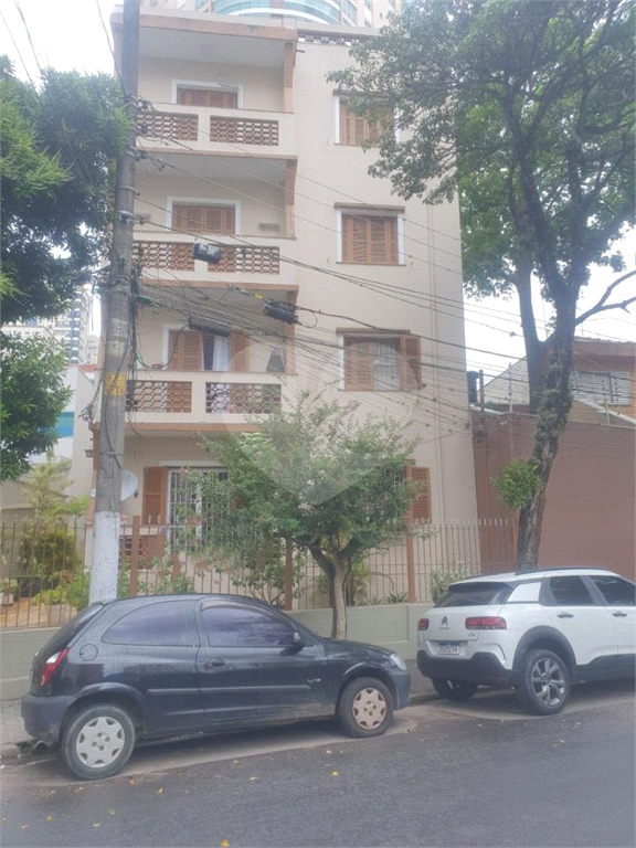 Apartamento com 82 m² 2 dormitórios varanda em Santana