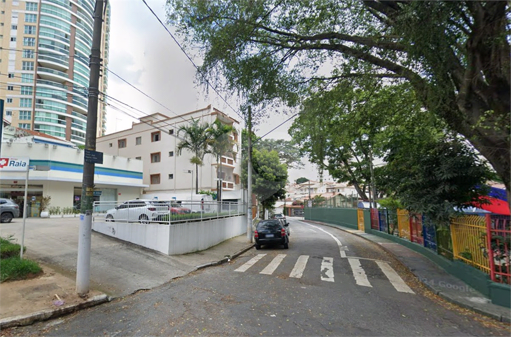 Apartamento com 82 m² 2 dormitórios varanda em Santana