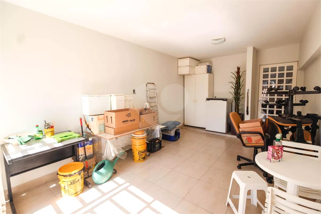 Incrível sobrado a apenas 13 minutos andando para o metrô Parada Inglesa!