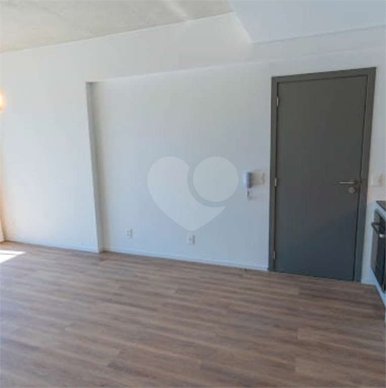 APARTAMENTO em PINHEIROS