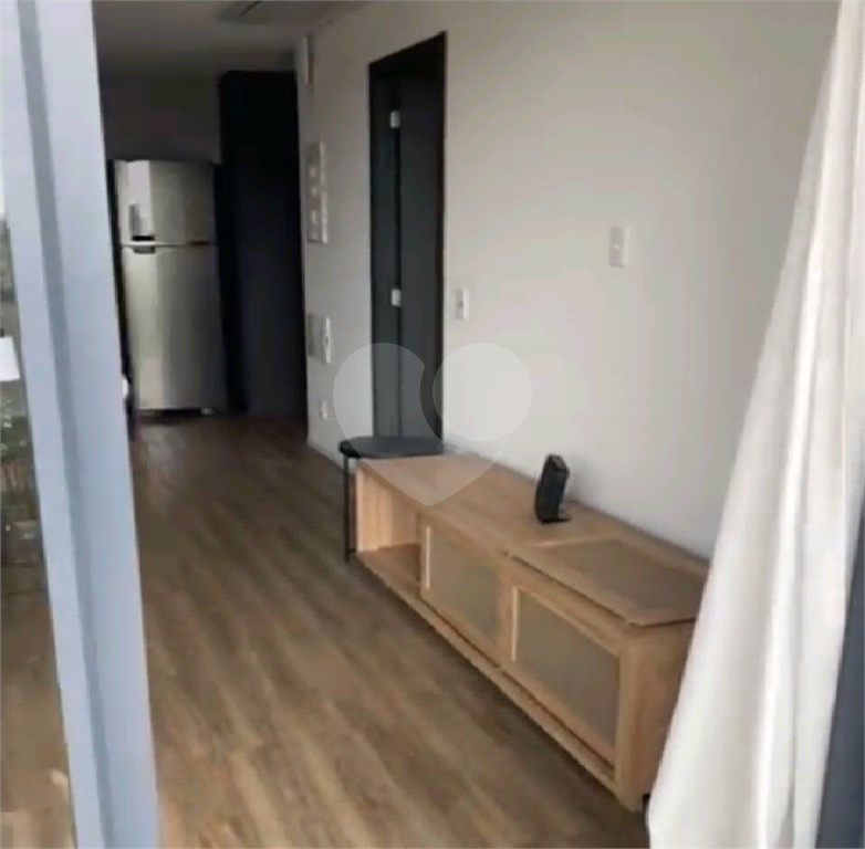 APARTAMENTO em PINHEIROS