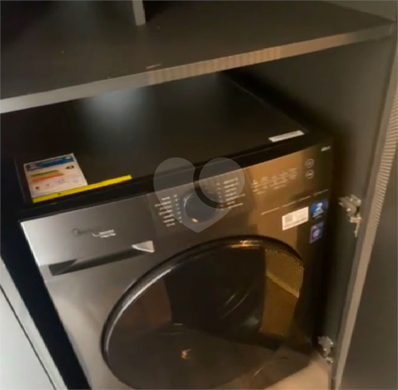 APARTAMENTO em PINHEIROS