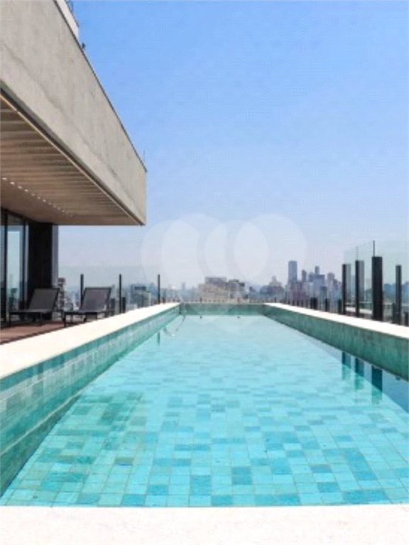 APARTAMENTO em PINHEIROS