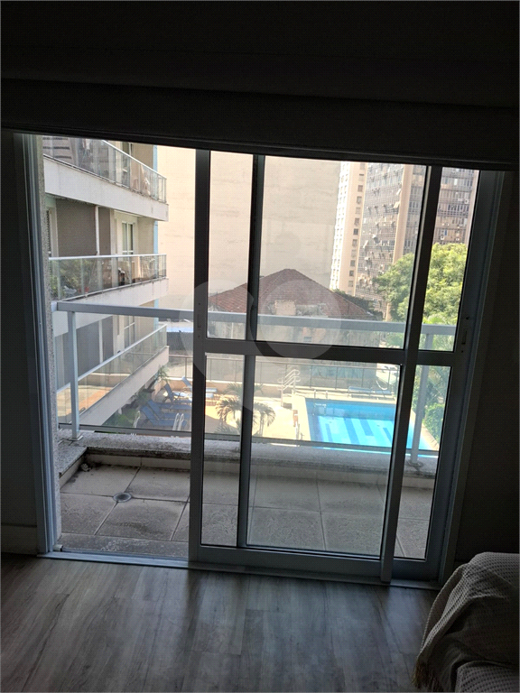 Studio Mobiliado a venda na Rua Brigadeiro Tobias