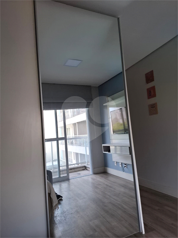 Studio Mobiliado a venda na Rua Brigadeiro Tobias