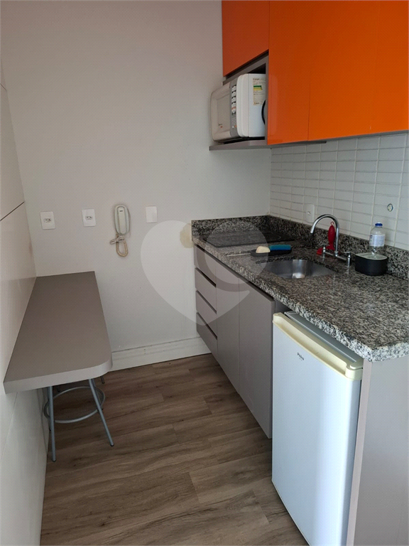 Studio Mobiliado a venda na Rua Brigadeiro Tobias