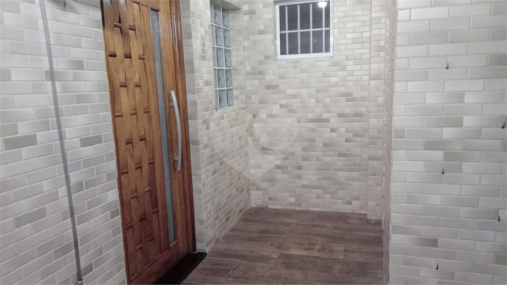 Casa - São Vicente - 5 Quartos / Dormitórios - 1 Vaga - Venda / Compra