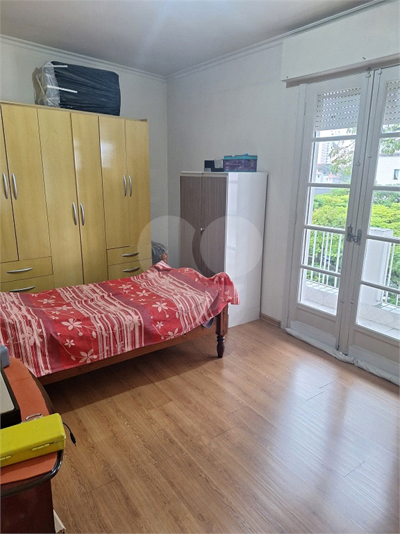 Apartamento gigante com 96 metros quadrados na Av Zumkeller 