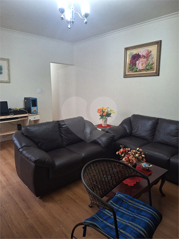 Apartamento gigante com 96 metros quadrados na Av Zumkeller 