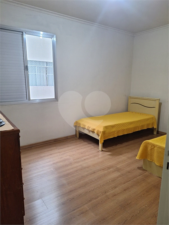 Apartamento gigante com 96 metros quadrados na Av Zumkeller 