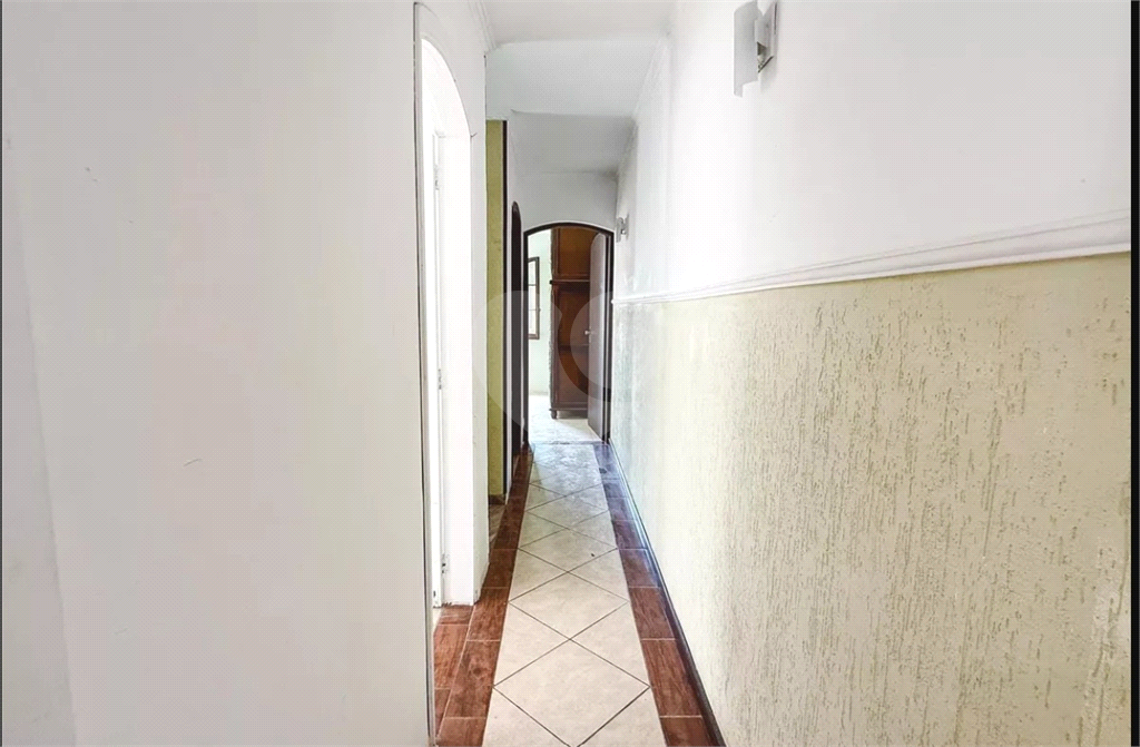 Sobrado com 3 dorms e 2 vagas - apenas 700 mil