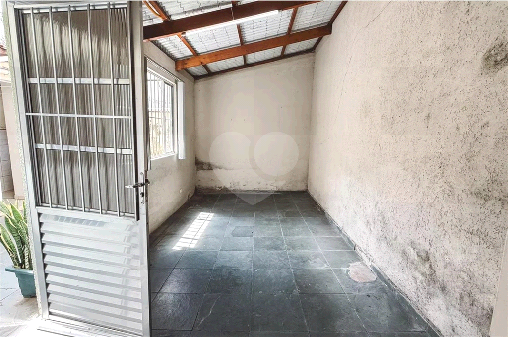 Sobrado com 3 dorms e 2 vagas - apenas 700 mil