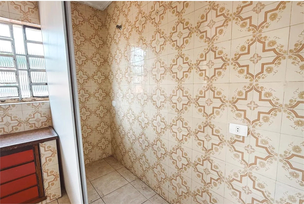 Sobrado com 3 dorms e 2 vagas - apenas 700 mil