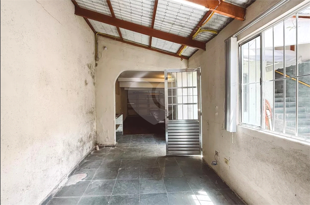 Sobrado com 3 dorms e 2 vagas - apenas 700 mil