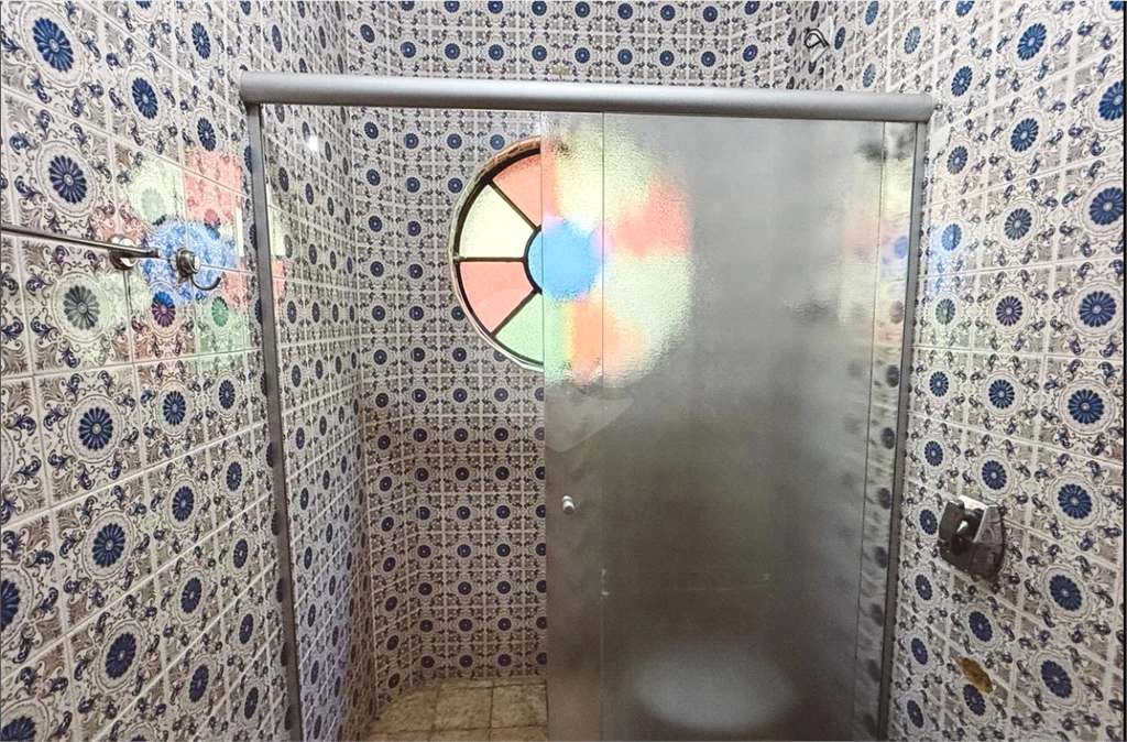 Sobrado com 3 dorms e 2 vagas - apenas 700 mil