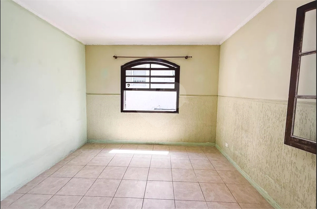 Sobrado com 3 dorms e 2 vagas - apenas 700 mil