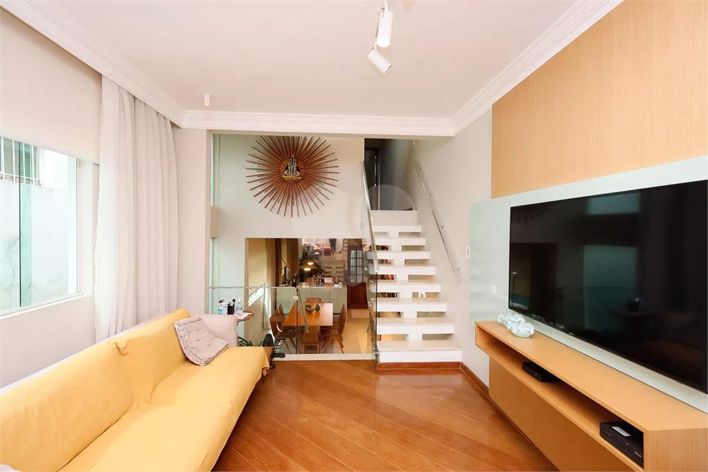 Casa à venda com 225m², 3 quartos e 4 vagas Tucuruvi 