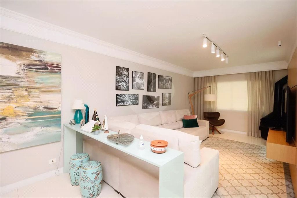 Casa à venda com 225m², 3 quartos e 4 vagas Tucuruvi 