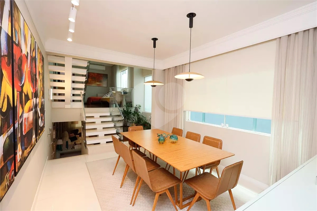 Casa à venda com 225m², 3 quartos e 4 vagas Tucuruvi 