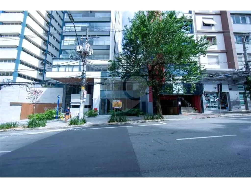 APARTAMENTO em JARDIM PAULISTA