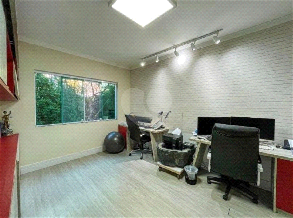 Casa Alto Padrão à Venda ou Locação na Serra da Cantareira | 1000 m² |  4 suítes | 6 vagas!