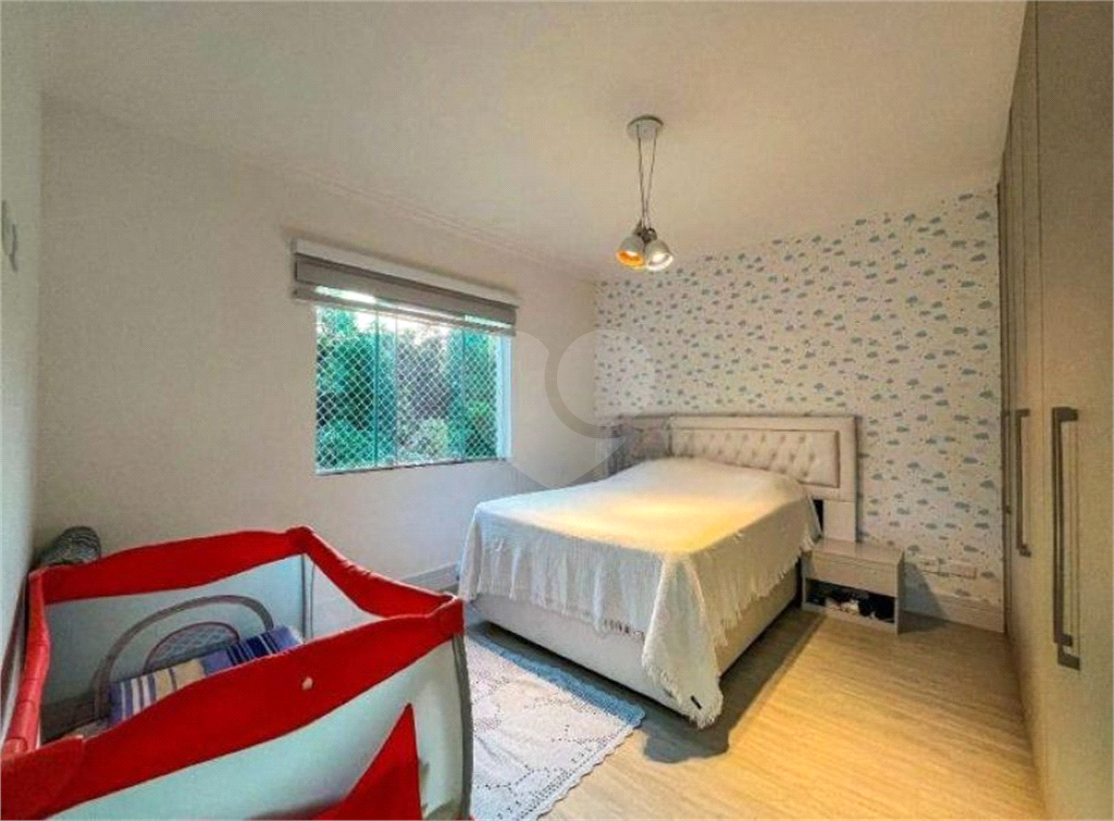 Casa Alto Padrão à Venda ou Locação na Serra da Cantareira | 1000 m² |  4 suítes | 6 vagas!