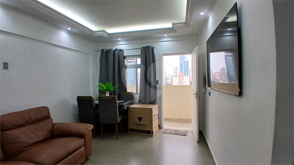 APARTAMENTO em SANTANA