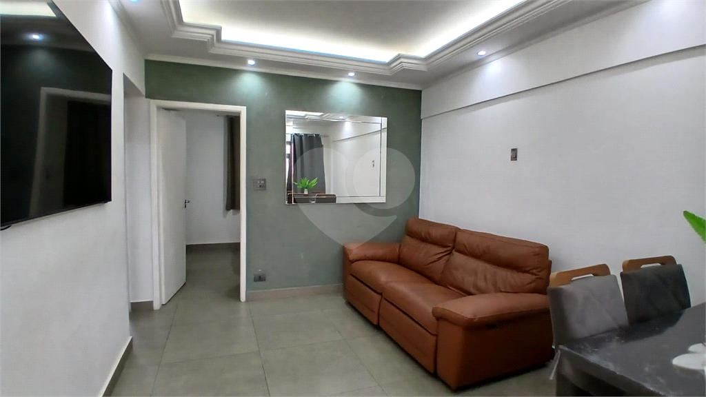 APARTAMENTO em SANTANA