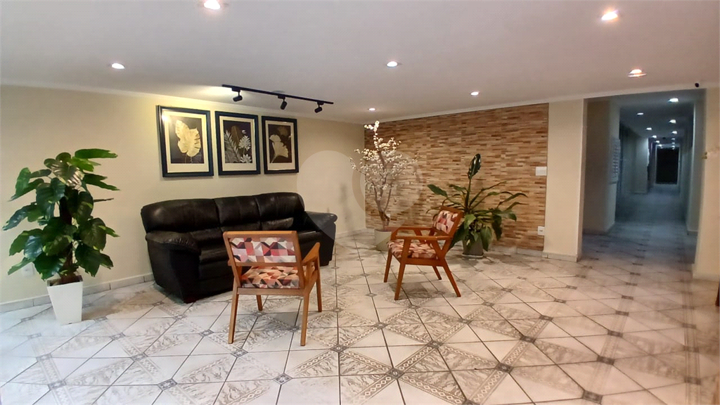 APARTAMENTO em SANTANA