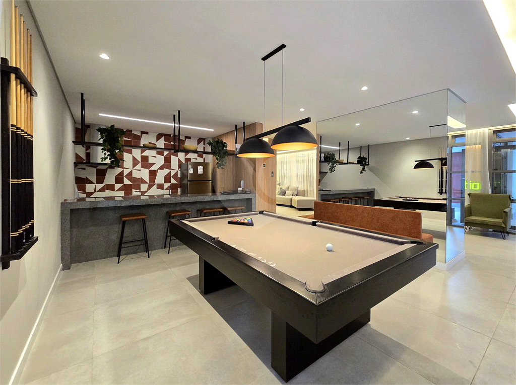 Studio mobiliado ao lado do Metrô Vila Madalena andar alto varanda