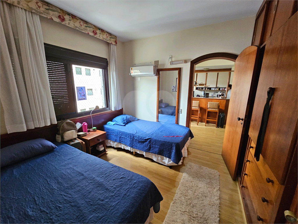 MOEMA PÁSSAROS - 1 DORM COM VAGA 