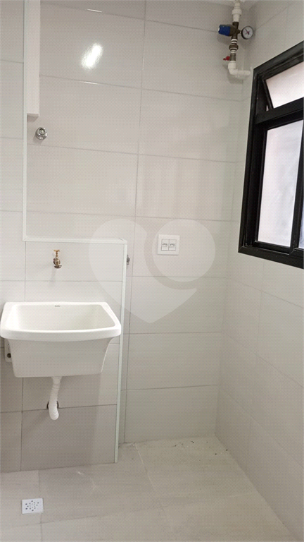 Apartamento no Tatuapé – 83m², 3 quartos (1 suíte), varanda com vidro, 2 vagas e lazer completo próximo ao Metrô Carrão